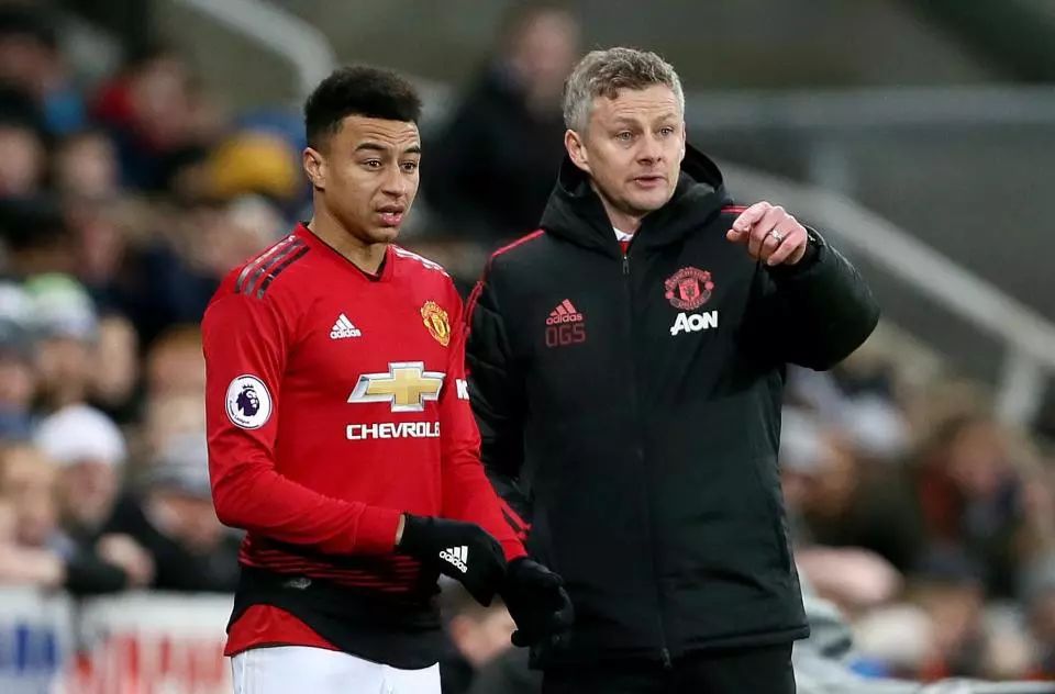 与莱万的竞 与莱万的竞